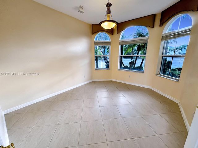 5028 SW 170th Ave ., Miramar, FL 33027