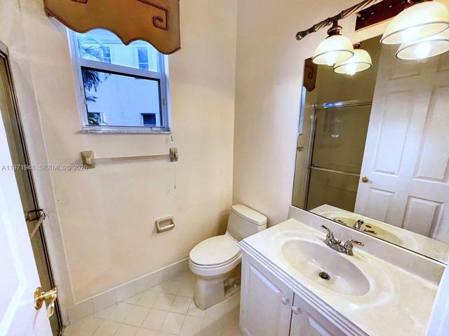 5028 SW 170th Ave ., Miramar, FL 33027