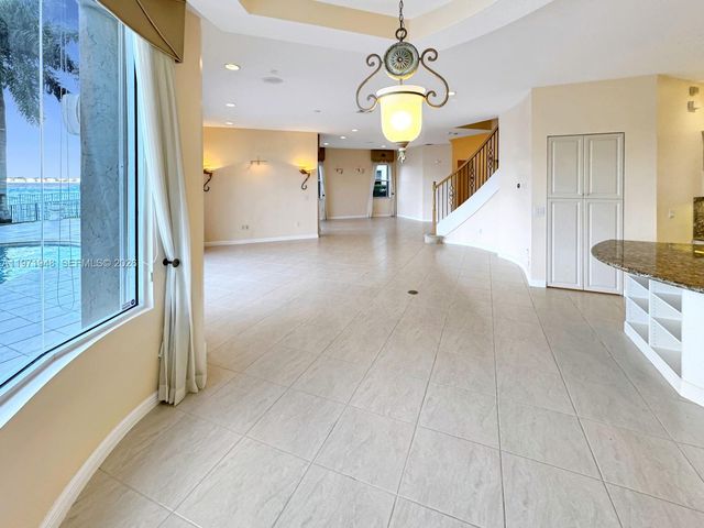 5028 SW 170th Ave ., Miramar, FL 33027