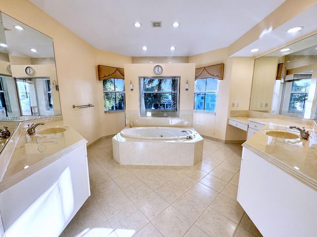 5028 SW 170th Ave ., Miramar, FL 33027