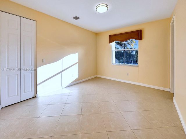 5028 SW 170th Ave ., Miramar, FL 33027