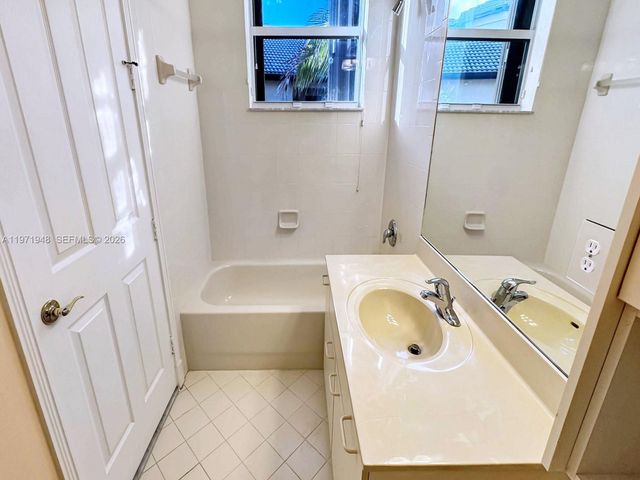 5028 SW 170th Ave ., Miramar, FL 33027