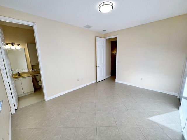 5028 SW 170th Ave ., Miramar, FL 33027