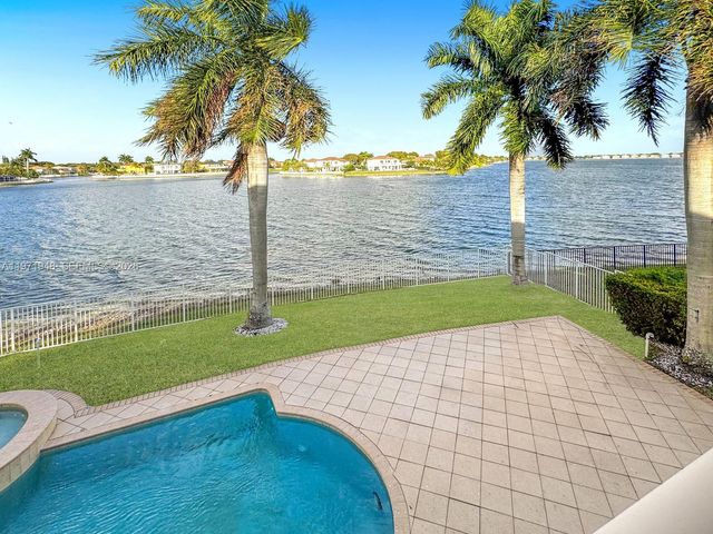 5028 SW 170th Ave ., Miramar, FL 33027
