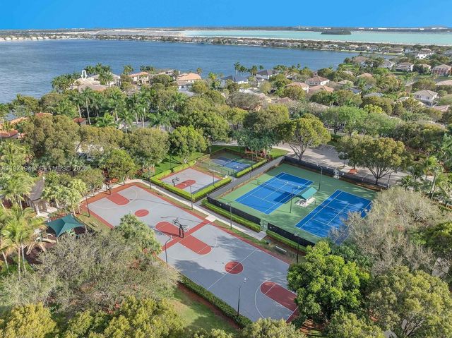 5028 SW 170th Ave ., Miramar, FL 33027