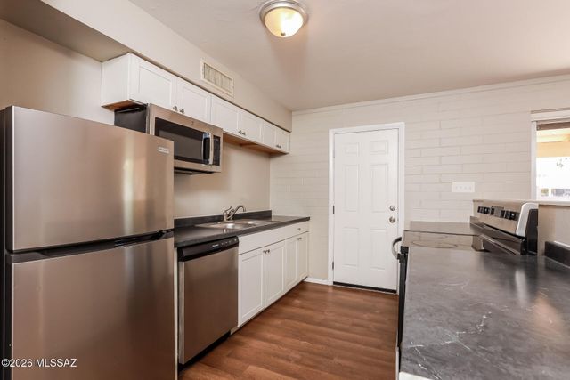 6848 E Mary Drive, Tucson, AZ 85730