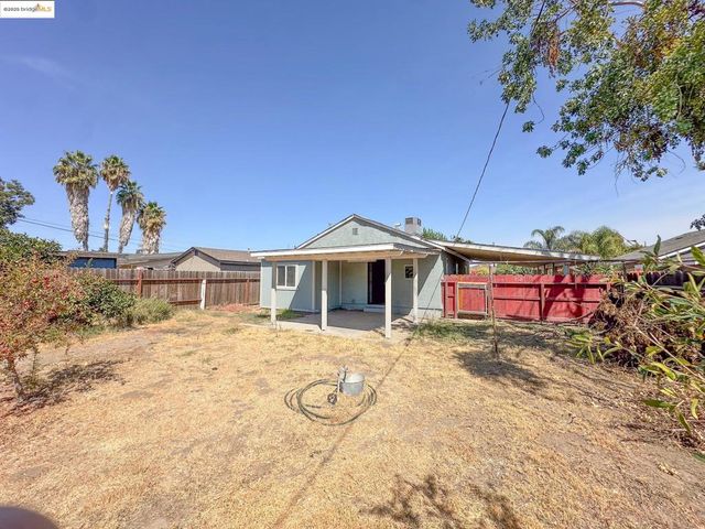 710 Atlantic Dr, Modesto, CA 95358