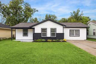 9206 St Lo Road, Houston, TX 77033