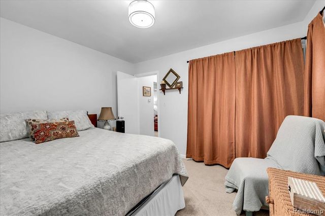 834 S Main Street, Marine City, MI 48039