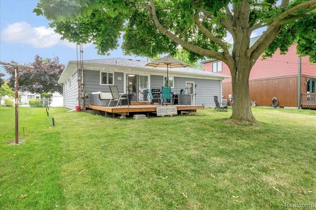 834 S Main Street, Marine City, MI 48039