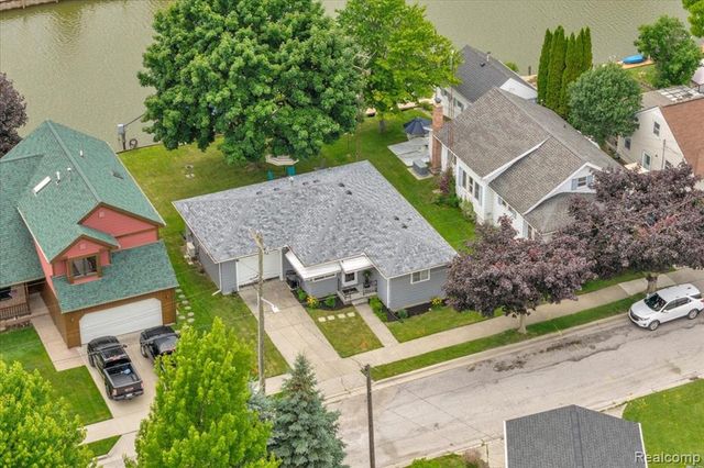834 S Main Street, Marine City, MI 48039