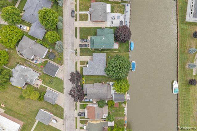 834 S Main Street, Marine City, MI 48039