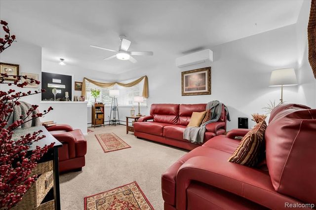 834 S Main Street, Marine City, MI 48039