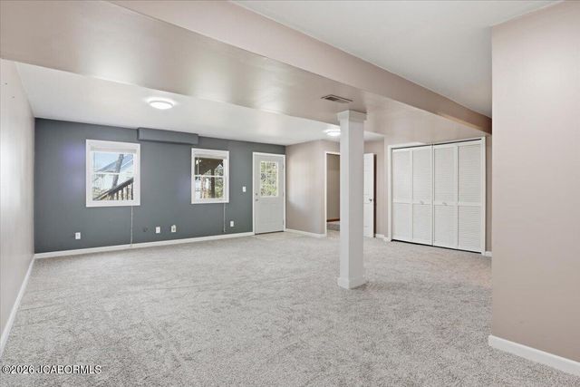 2418 COLONIAL HILLS ROAD, Jefferson City, MO 65109