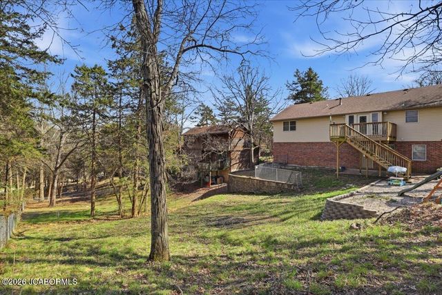 2418 COLONIAL HILLS ROAD, Jefferson City, MO 65109