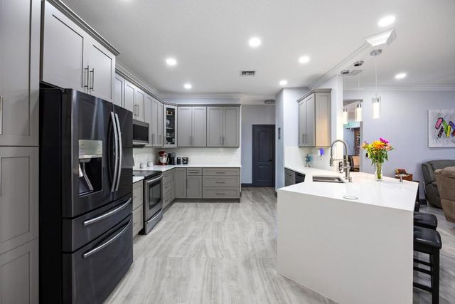 3337 SW Crestview Road, Port St. Lucie, Port St Lucie, FL 34952