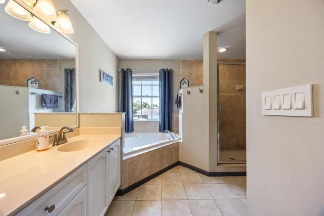 3337 SW Crestview Road, Port St. Lucie, Port St Lucie, FL 34952