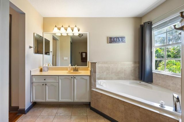 3337 SW Crestview Road, Port St. Lucie, Port St Lucie, FL 34952