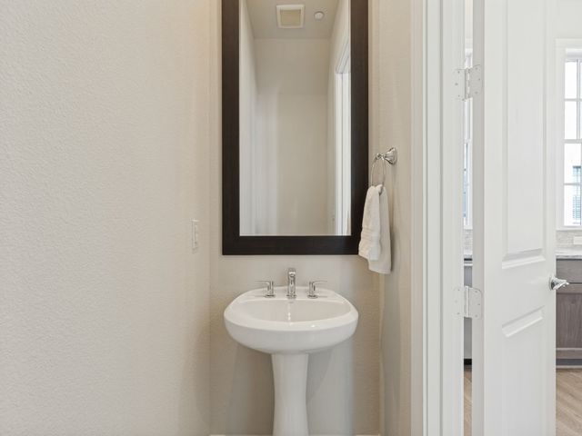 4110 Runyon Road, Addison, TX 75001