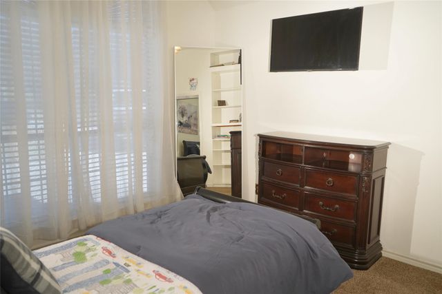 286 W Ridge Street, Decatur, TX 76234