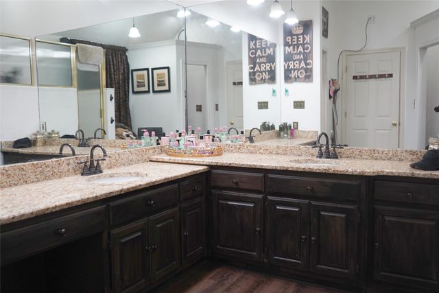 286 W Ridge Street, Decatur, TX 76234