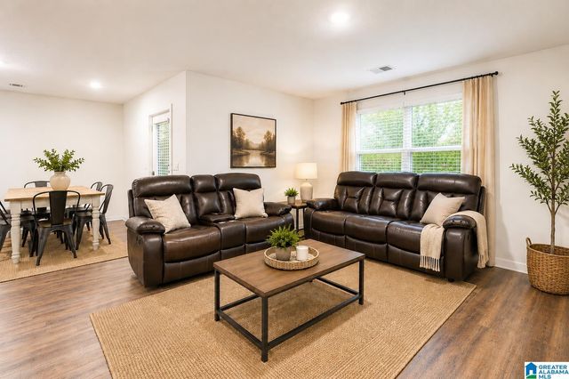 2807 TRESTLE SQUARE PASS, Northport, AL 35473