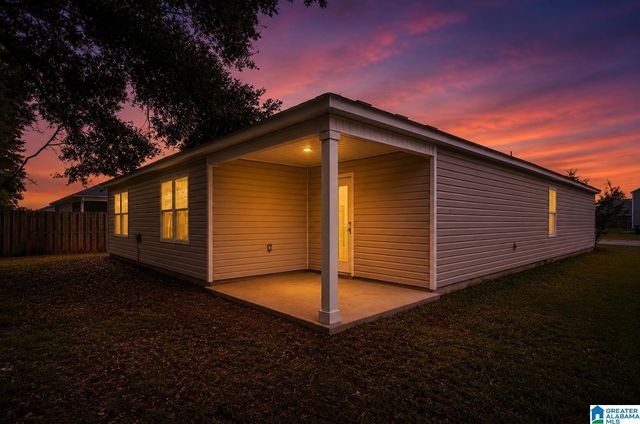 2807 TRESTLE SQUARE PASS, Northport, AL 35473