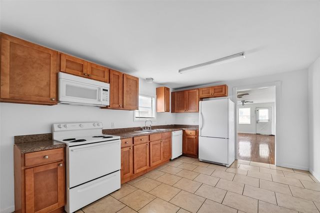 521 Alford Street, Baytown, TX 77520