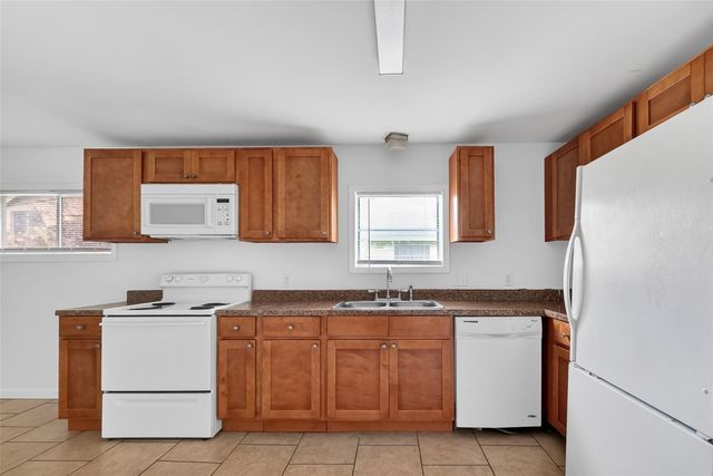 521 Alford Street, Baytown, TX 77520