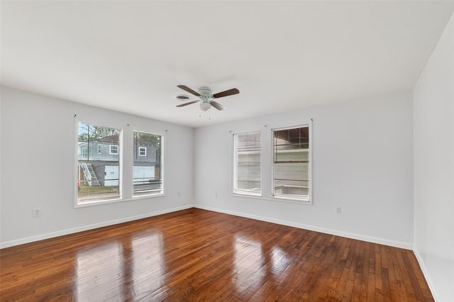 521 Alford Street, Baytown, TX 77520