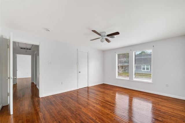 521 Alford Street, Baytown, TX 77520