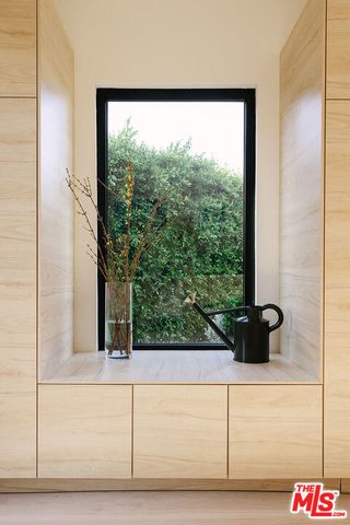 2643 Stoner Avenue, Los Angeles, CA 90064