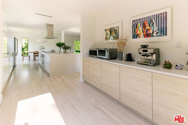 2643 Stoner Avenue, Los Angeles, CA 90064