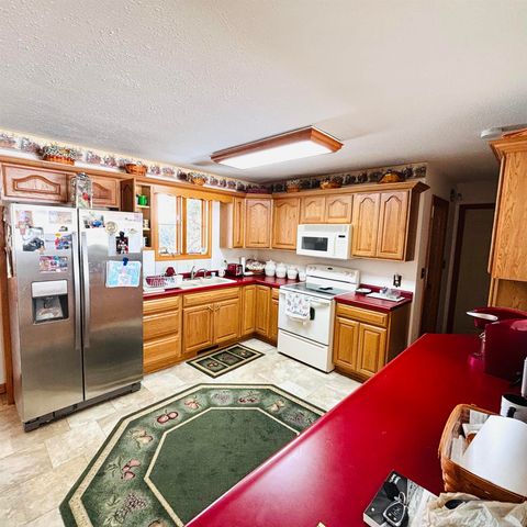 3914 Ranch Drive, Bay City, MI 48706