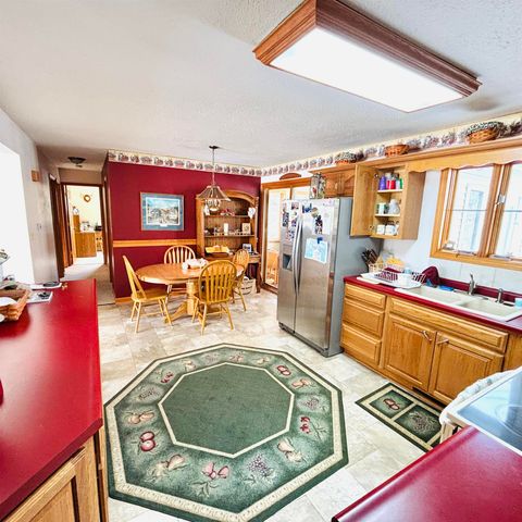 3914 Ranch Drive, Bay City, MI 48706