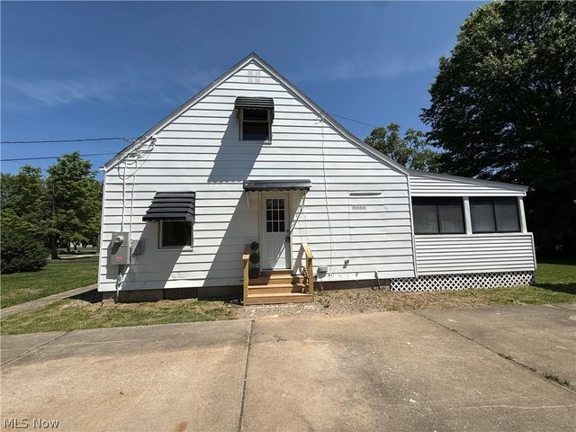 1892 Drexel Avenue NW, Warren, OH 44485
