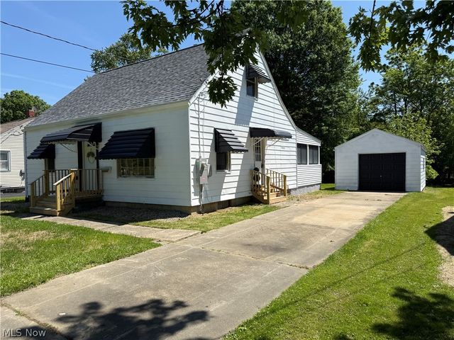 1892 Drexel Avenue NW, Warren, OH 44485