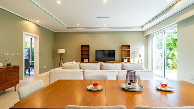 1312 NE 117th Ter 1, Miami, FL 33161