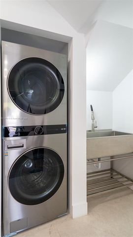 1312 NE 117th Ter 1, Miami, FL 33161