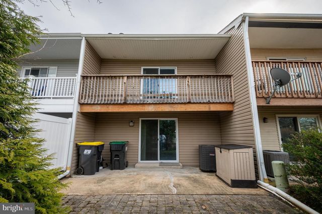 3206 EMERALD PL, Wilmington, DE 19810