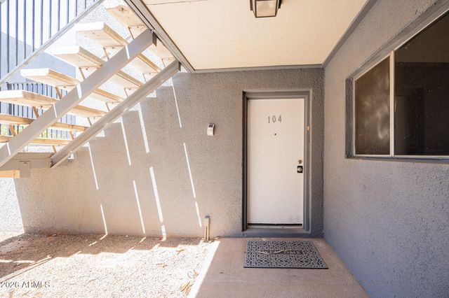 1808 N 32ND Street 104, Phoenix, AZ 85008