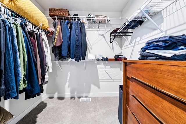 34 Robert Michaels Run, Penfield, NY 14580