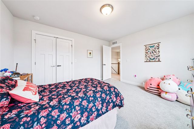 34 Robert Michaels Run, Penfield, NY 14580