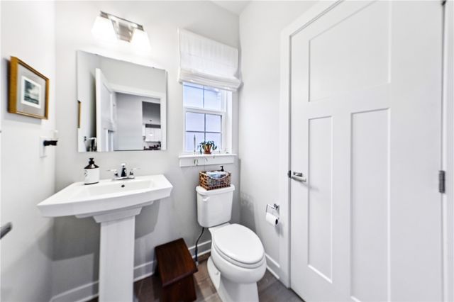 34 Robert Michaels Run, Penfield, NY 14580