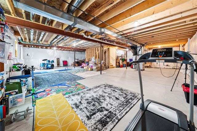 34 Robert Michaels Run, Penfield, NY 14580