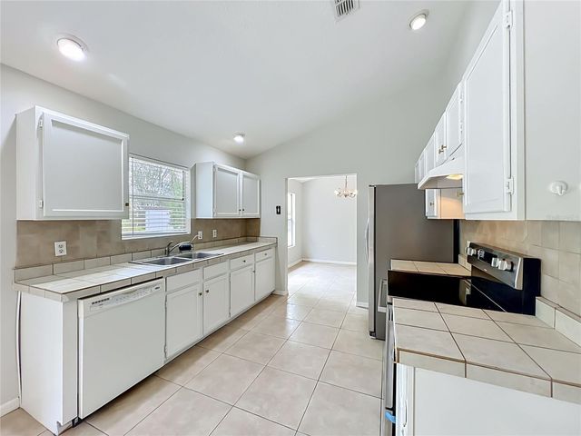 925 OLD MAIL LANE, Sanford, FL 32773