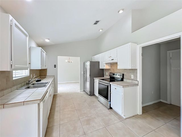 925 OLD MAIL LANE, Sanford, FL 32773