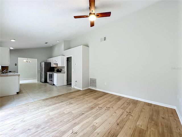 925 OLD MAIL LANE, Sanford, FL 32773