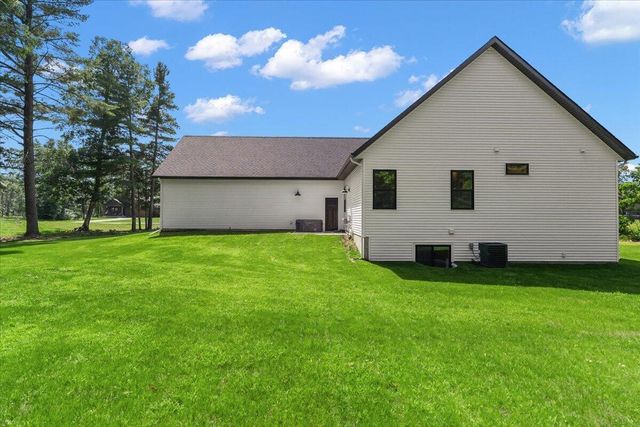 412 Sabine Drive, Muskegon, MI 49442