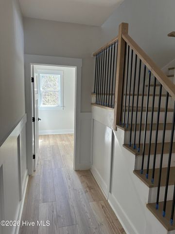 623 Winding Creek Road, Rocky Point, NC 28457